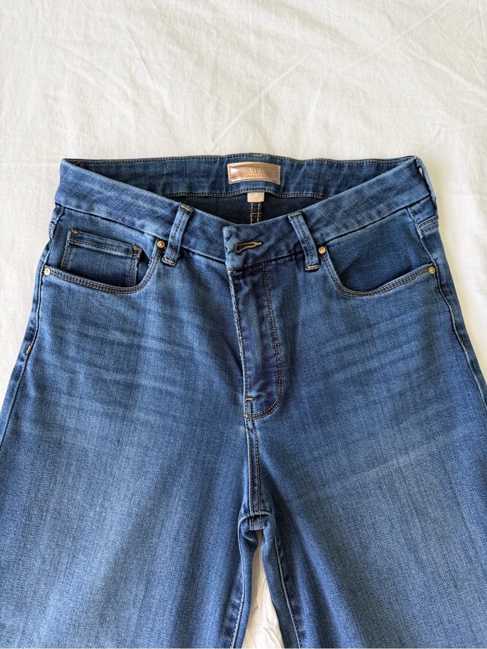 Kut from the Kloth Meg Wide Leg Jeans